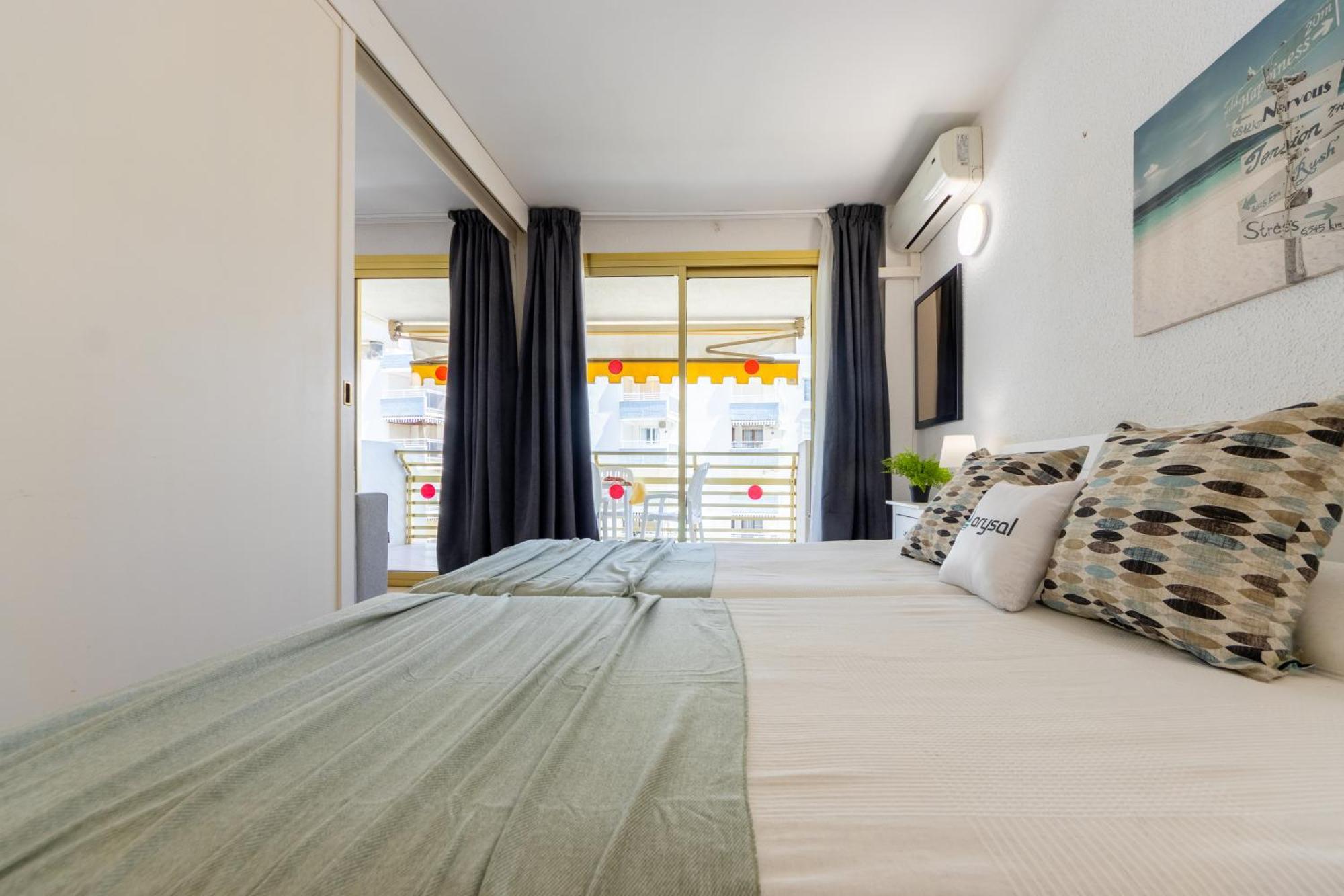 Novelty I Arysal 2 Salou Exterior foto